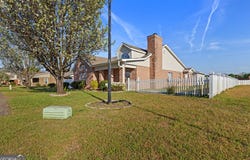 87 Park Lane, Warner Robins, GA 31093