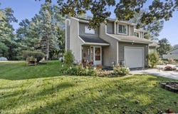 2063 Rosedale Way, Guilderland, NY 12303