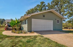 7797 State Highway Cc, Exeter, MO 65647