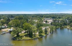 8300 Pontiac Lake Road, White Lake Twp, MI 48386