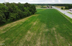 Nc 33 Highway E, Chocowinity, NC 27817