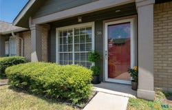 1015 E Yager Lane, Austin, TX 78753
