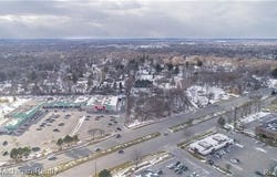 Berkshire, Bloomfield Twp, MI 48302