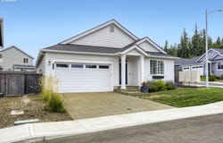 513 NE FREMONT Dr, Estacada, OR 97023