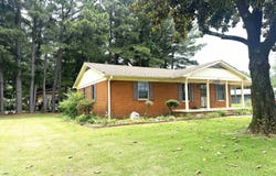 1258 Ouida St, Wynne, AR 72396