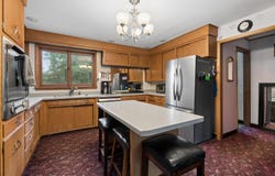 1025 ONEIDA Street, MENASHA, WI 54952