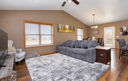 1310 Warren Drive, Aberdeen, SD 57401