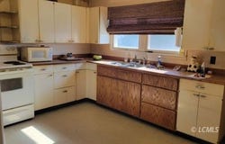 1227 S H St, Lakeview, OR 97630