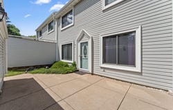 943 Sylvia Lane, Shoreview, MN 55126