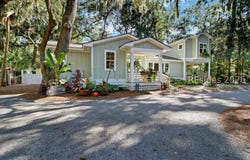 27 Palmetto Beach Drive, Bluffton, SC 29910