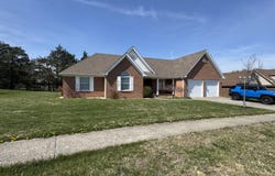 1050 Burnell Drive, Berea, KY 40403