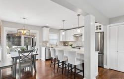 24 Essen Place, Bethpage, NY 11714