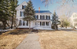 18 Maple Street, Skowhegan, ME 04976