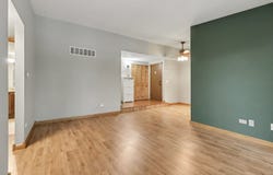 14033 S Laramie Avenue, Crestwood, IL 60418