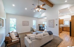 230 E View Drive, Council Bluffs, IA 51503