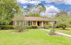 48 E 61st Street, Savannah, GA 31405