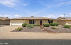 10011 W PRAIRIE HILLS Circle, Sun City, AZ 85351
