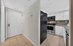1063 Summershore CT, San Jose, CA 95122