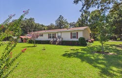 5535 Joggers Lane, Pace, FL 32571