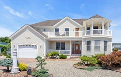 77 Tiller Drive, Waretown, NJ 08758