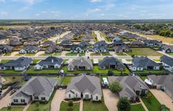 717 Wintergreen Drive, Hewitt, TX 76643