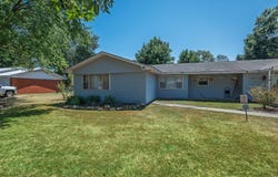 1702 W Atlanta St, Jay, OK 74346