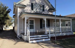 512 N Main St, Pratt, KS 67124
