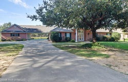 6007 Angler Drive, Picayune, MS 39466