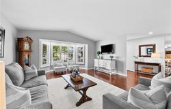 25065 Green Mill, Newhall, CA 91321