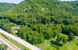 Great River Road, Ferryville, WI 54626