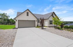 108 W Eli Chandler St, Blanco, TX 78606