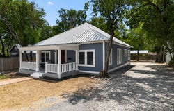 217 N Bishop St, San Marcos, TX 78666
