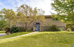 2102 N Robin Ave, Duluth, MN 55811