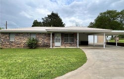 105 7th ST, Paris, AR 72855