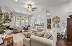 4 Maplewood Rd, Wimberley, TX 78676