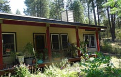 239 Bear Track Ln, Athol, ID 83801-9216