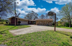 610 Loth Wages Road, Dacula, GA 30019