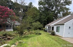 102 Llama Way, Black Mountain, NC 28711