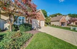 115 Ambleside Way, Amherst, OH 44001