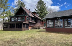 E24934 GRASS LAKE RD E, Watersmeet, MI 49969