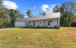 22355 S 1525 Road, Nevada, MO 64772