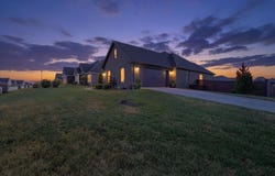 9100 Rapid Water Dr, Sherwood, AR 72120