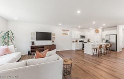 319 E Sandmyrtle Ave, Hayden, ID 83835
