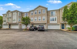 6 Bayside Dr, Somers Point, NJ 08244