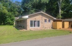 606 FRANKLIN DRIVE, PARIS, TN 38242