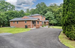 3400-3402 E Lydius Street, Schenectady, NY 12303