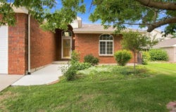 2636 Pheasant Dr, Longmont, CO 80503