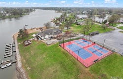 753 Boulevard De Cannes, Edwardsville, IL 62025