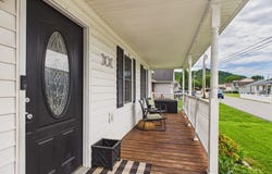110 Cherokee Drive, West Van Lear, KY 41268
