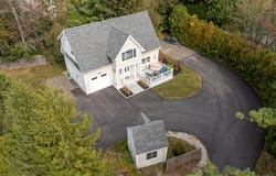 159 US Route 1, Falmouth, ME 04105